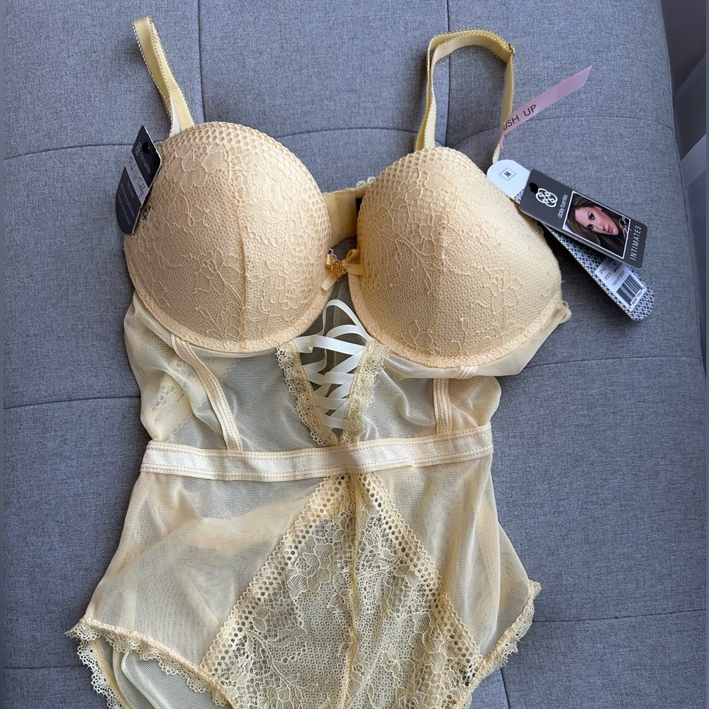 🍌 yellow intimate loungewear